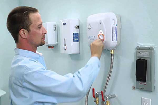 Dịch vụ sửa chữa bình nóng lạnh Ariston